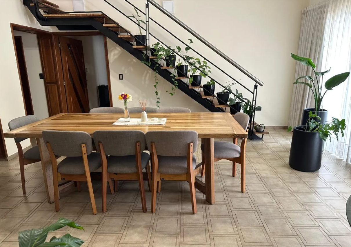 Casa con pileta en Barrio Los Plátanos